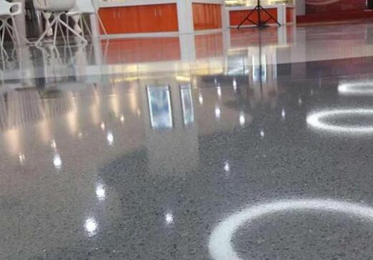 ����ɰ��ƺ