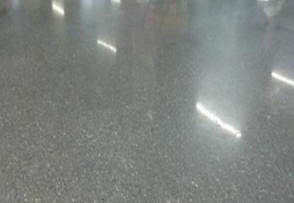 ����ɰ��ƺ